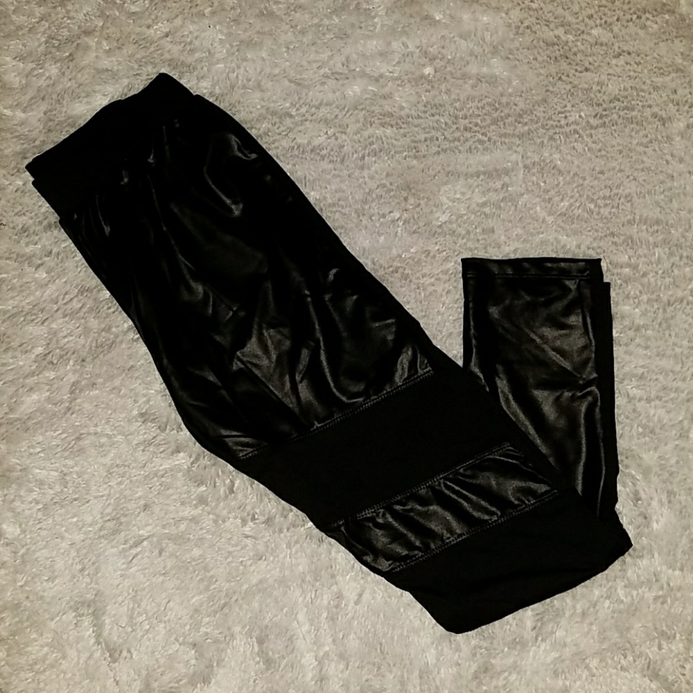 Black faux leather leggings